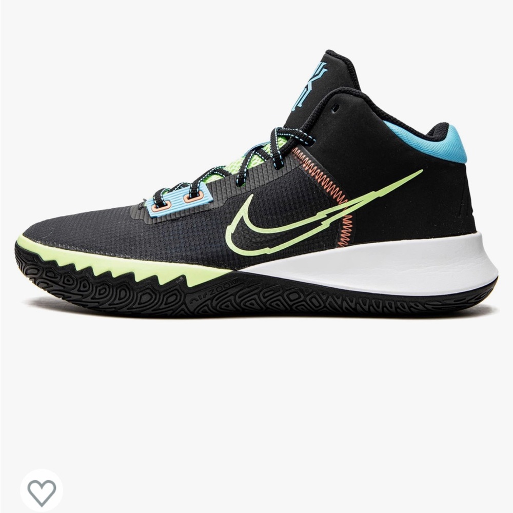 Like New Nike Kyrie Flytrap Shoes sz 7